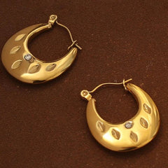 Geometric Hoops