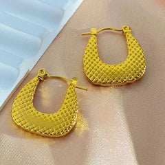 U Hoops