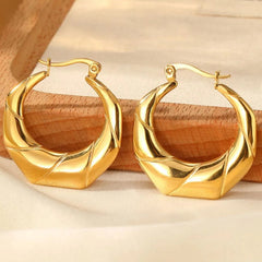 Huggie Hoops