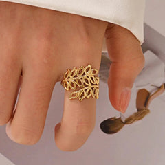 Leafy Ring