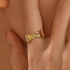 Crossover Ring