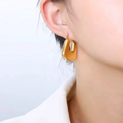Crisp Hoops