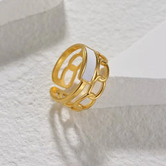 Twist Ring