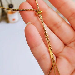 Eclat Necklace