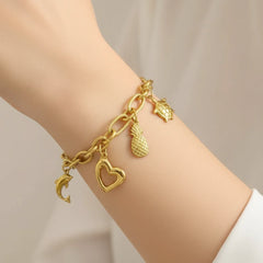 Stanza Bracelet