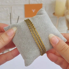 Rosy Bracelet
