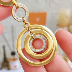 Bond Necklace