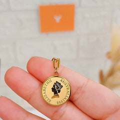 Glory Necklace