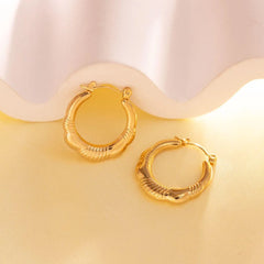 Twist Hoops