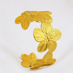 Aella Bangle