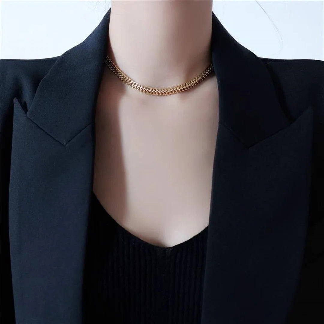 Choker Necklace