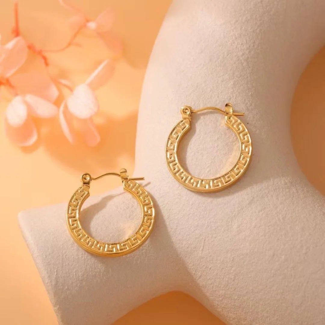 Buckle Hoops