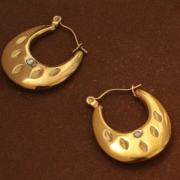Geometric Hoops