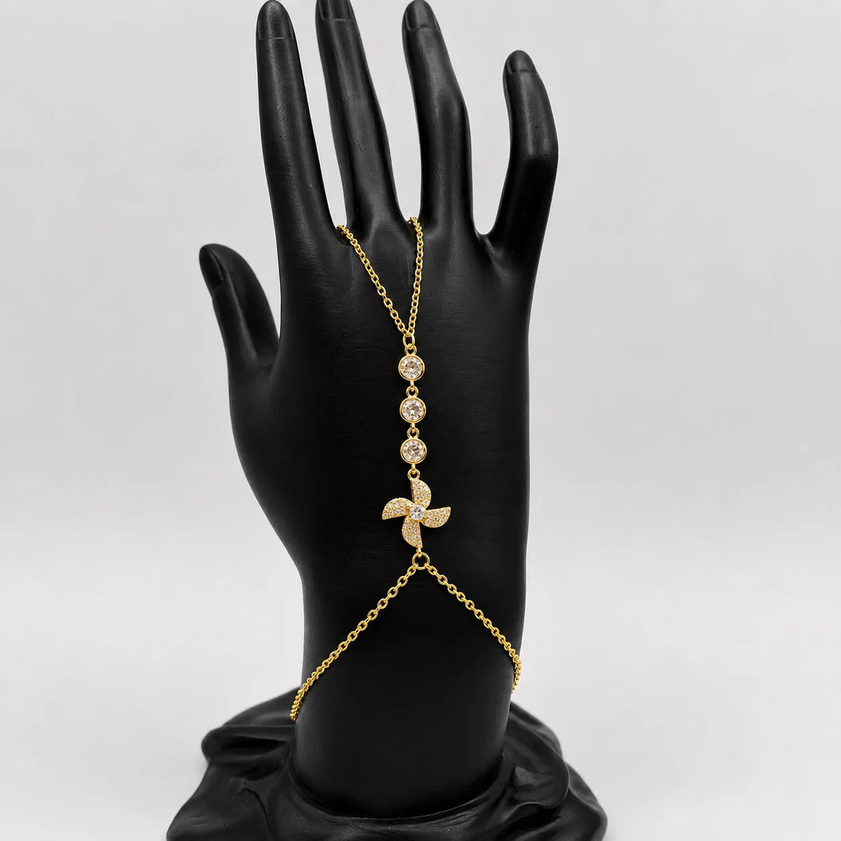 Cleo Hand Chain