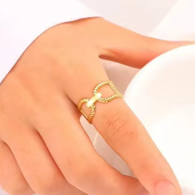 Cuff Ring