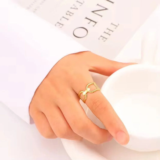 Cuff Ring