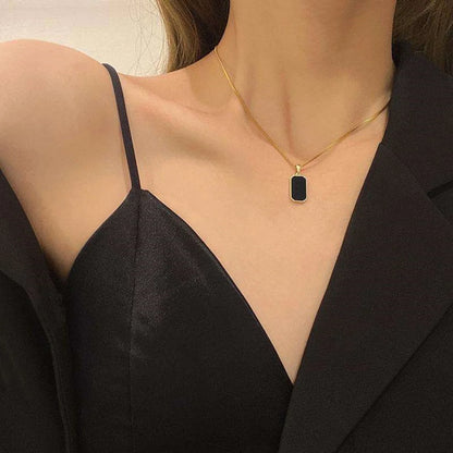 Rectangle Necklace