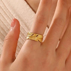 Unique Ring
