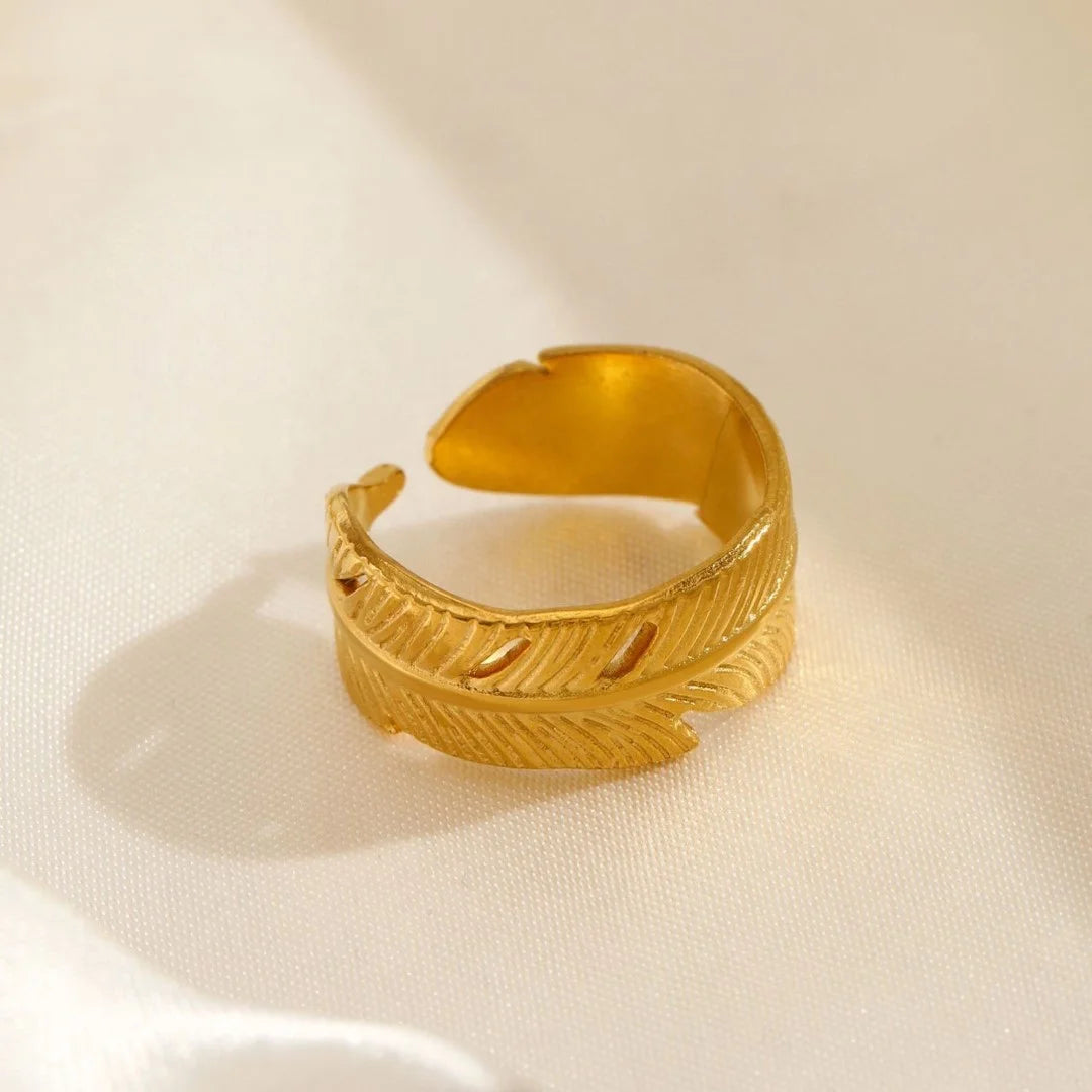 Unique Ring