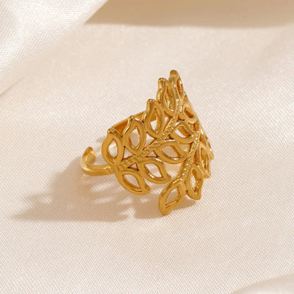 Leafy Ring