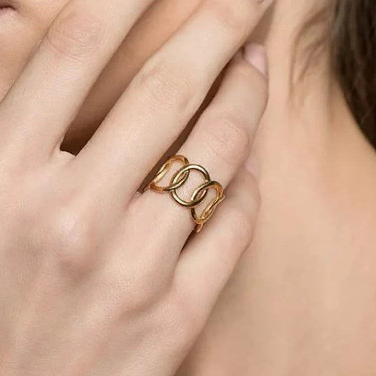Looped Ring