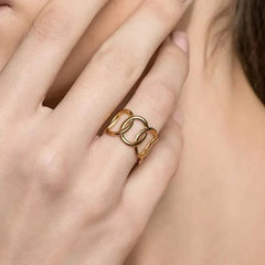 Looped Ring