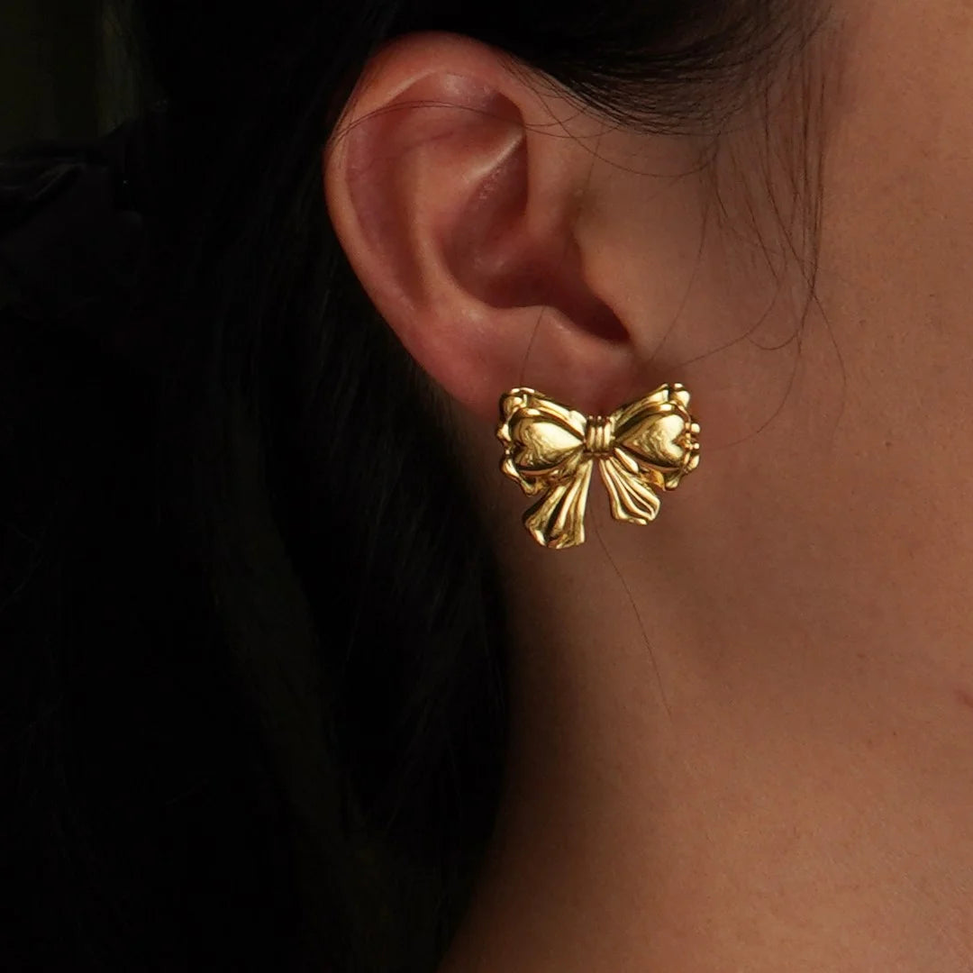 Emberlyn Hoops