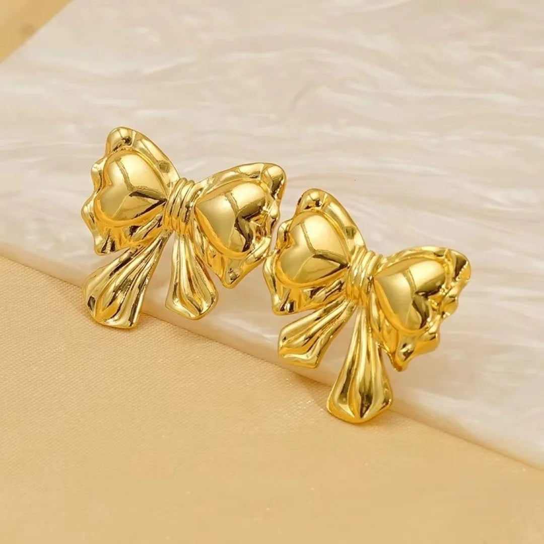 Emberlyn Hoops