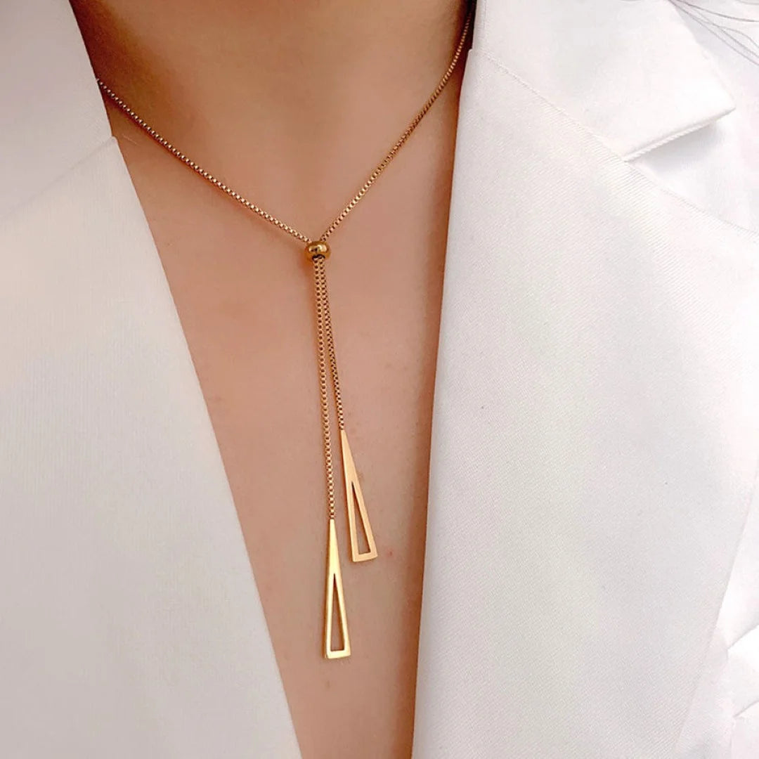 Eclat Necklace