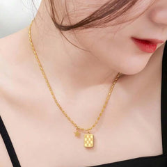 Calm Necklace