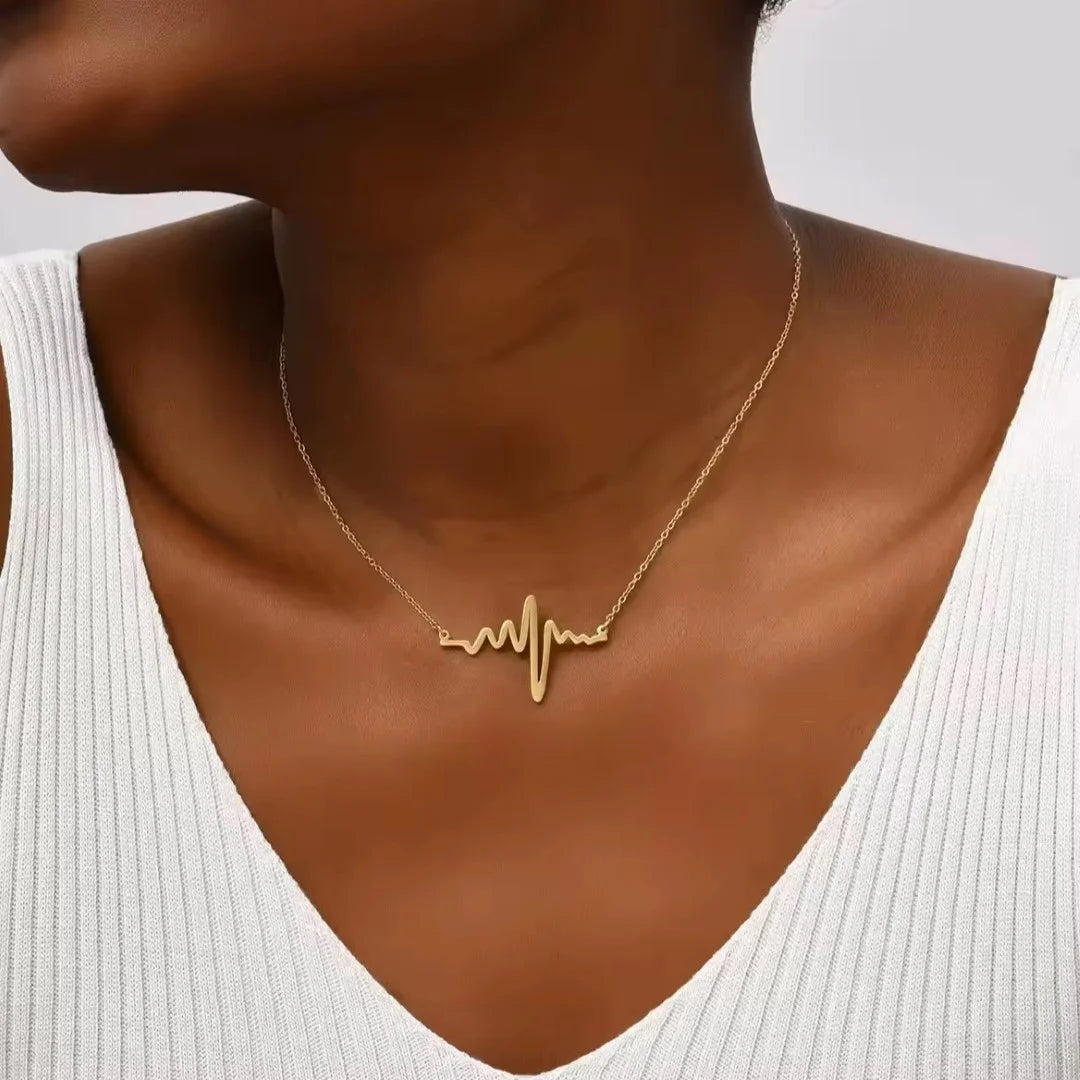 Poppy Necklace
