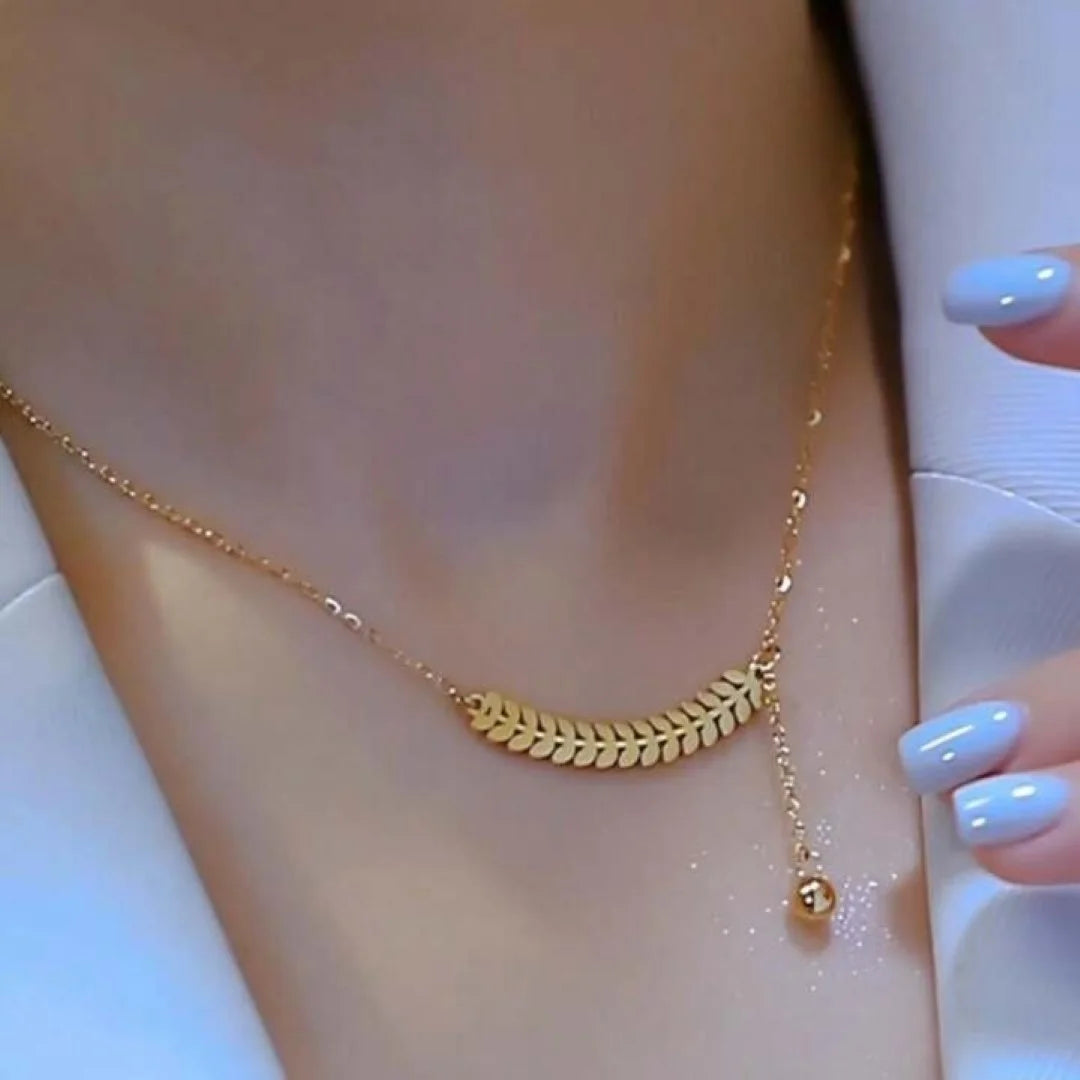 Glimmer Necklace