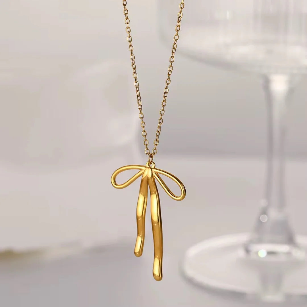 Sway Necklace
