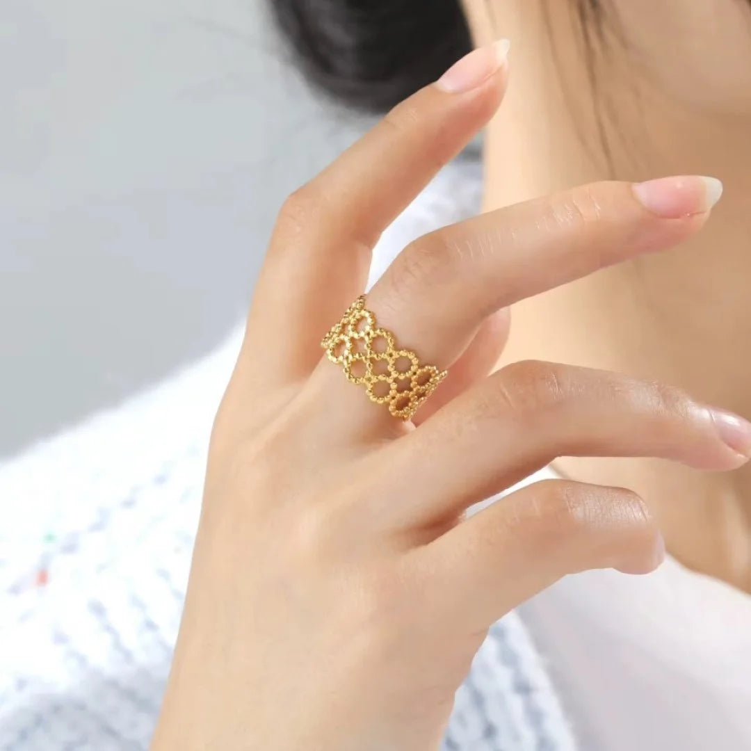 Cozy Ring