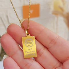 Lily Necklace