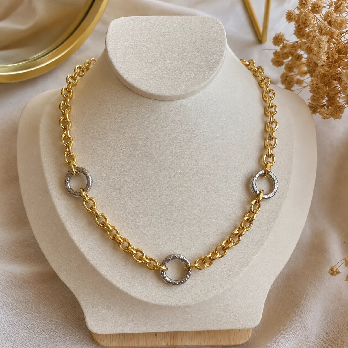 Rosabelle Necklace