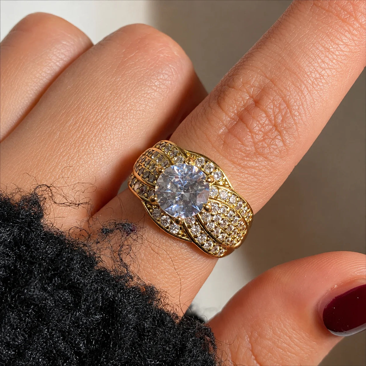 Sunlit Ring
