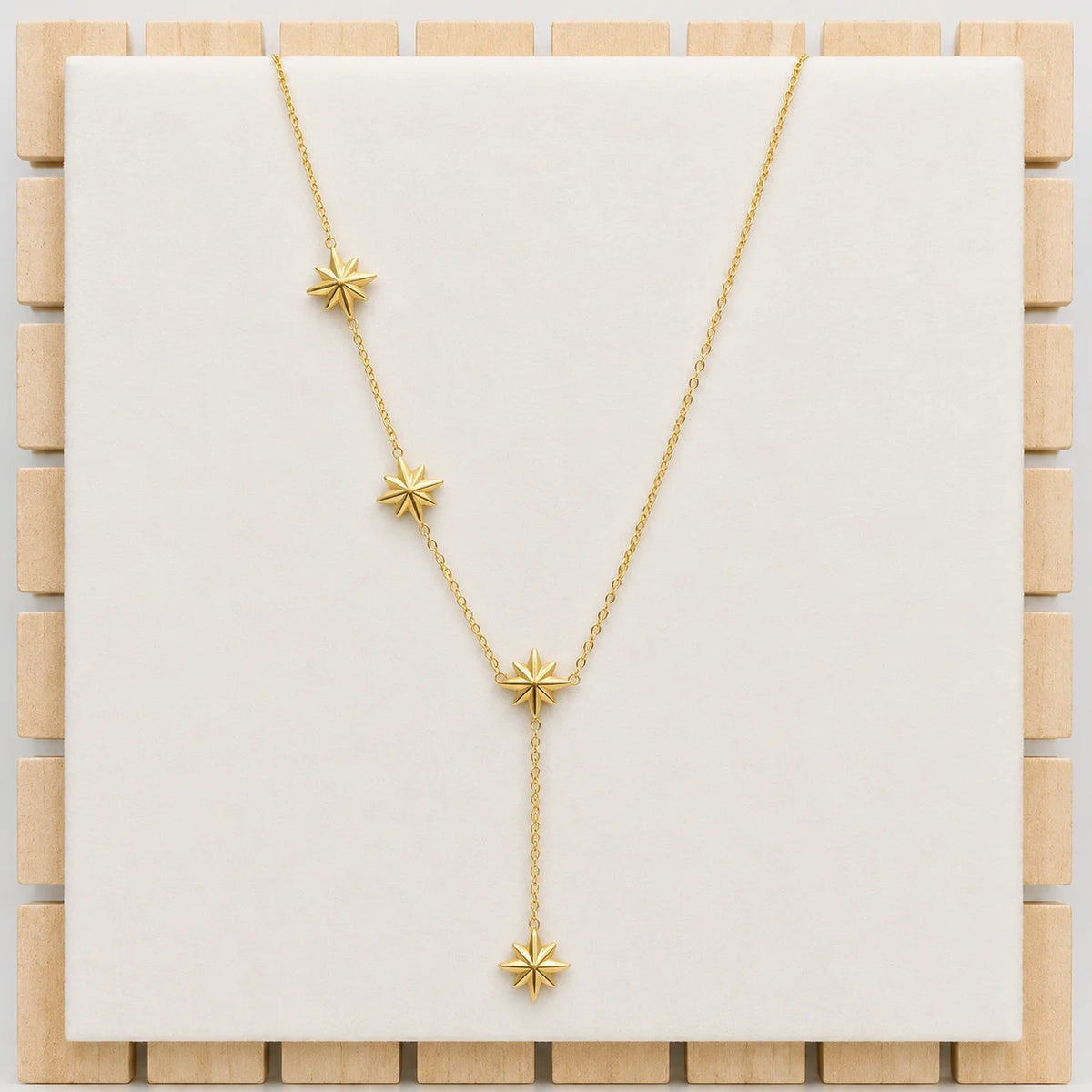 Cove Necklace