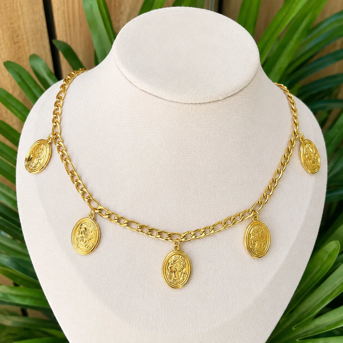 Amara Necklace