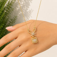 Everly Necklace