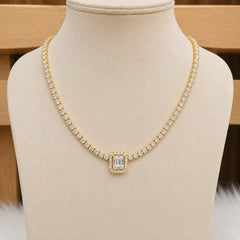Rinora Necklace